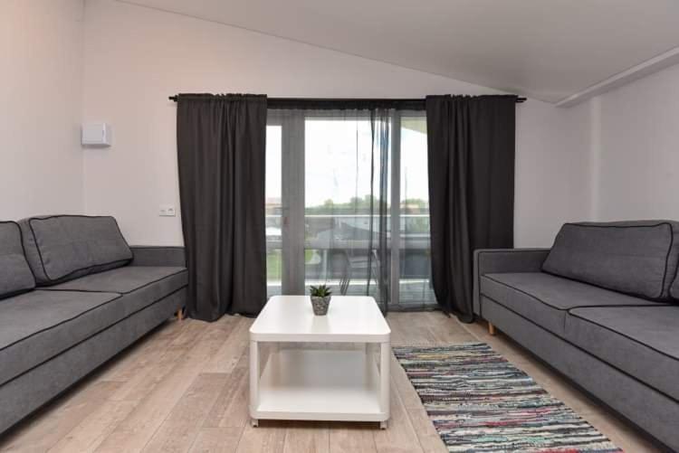 Vyturiai - Nauju Apartamentu Nuoma Sventojoje Швентої Екстер'єр фото